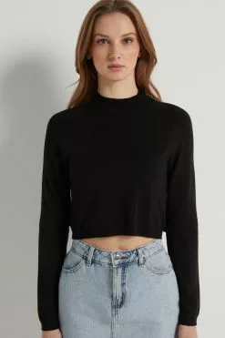 Tezenis Long-Sleeve Mock Turtleneck Crop Top