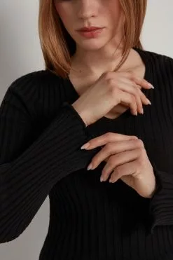 Tezenis Ribbed Long-Sleeve V-Neck Sweater -Outlet Tops Store 1ML1360019 DT1W