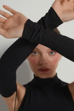 Tezenis Cropped Ribbed Tank Top With Sleeves 8 Tezenis Cropped Ribbed Tank Top With Sleeves -Outlet Tops Store 1ML1581019 DT1W