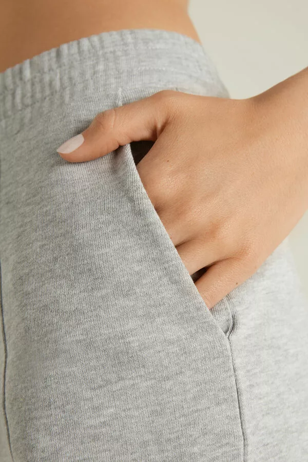 Tezenis Fleece Shorts With Pockets 4 Tezenis Fleece Shorts With Pockets - Image 4